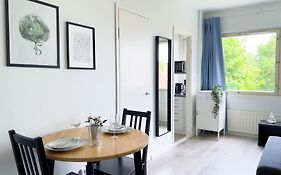 Cozy City Centre Studio Home